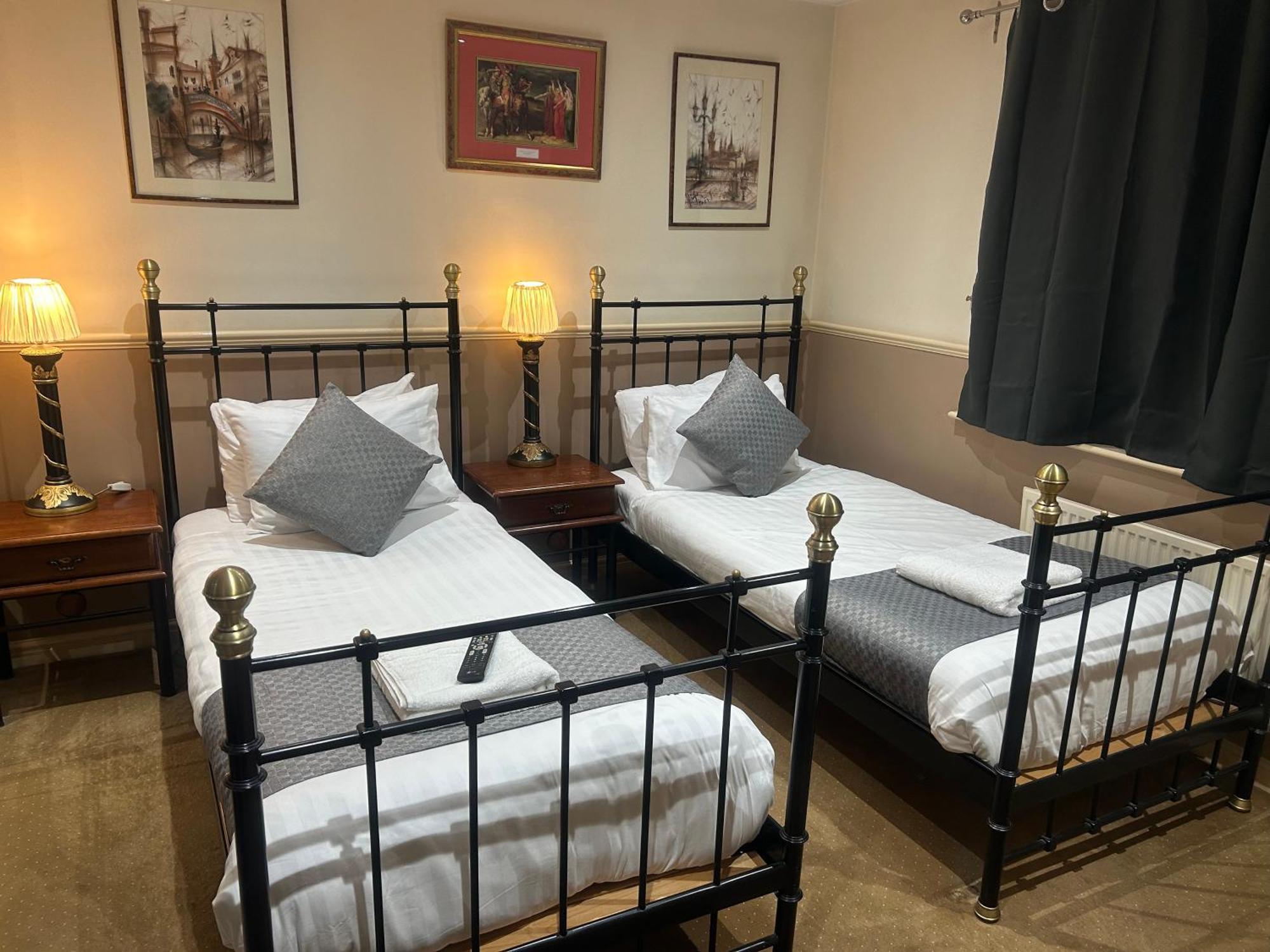 Arden Guest House B&B - Nec Birmingham - Birmingham Airport Bickenhill Exteriör bild