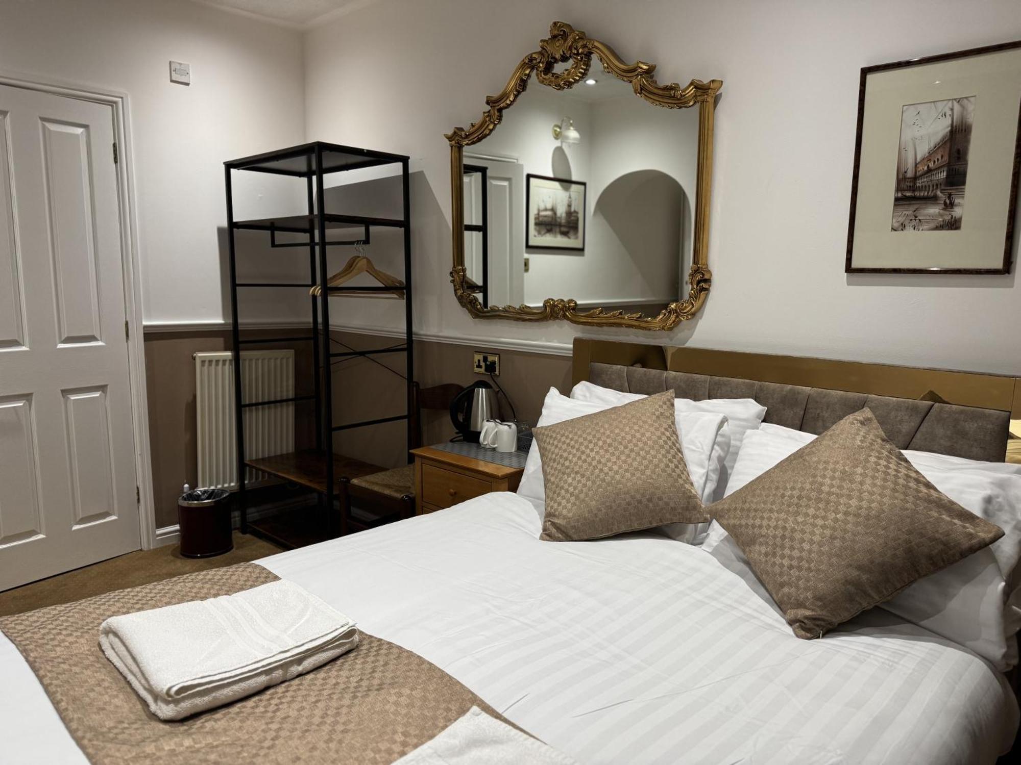 Arden Guest House B&B - Nec Birmingham - Birmingham Airport Bickenhill Exteriör bild